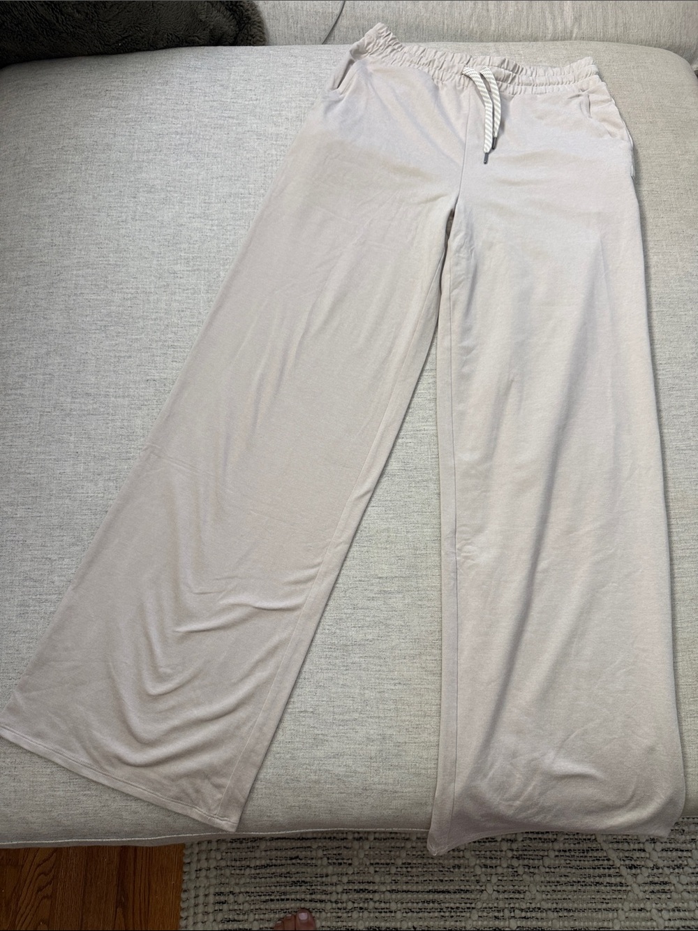 Vuori Wide-Leg Halo Lounge Pants in Light Beige